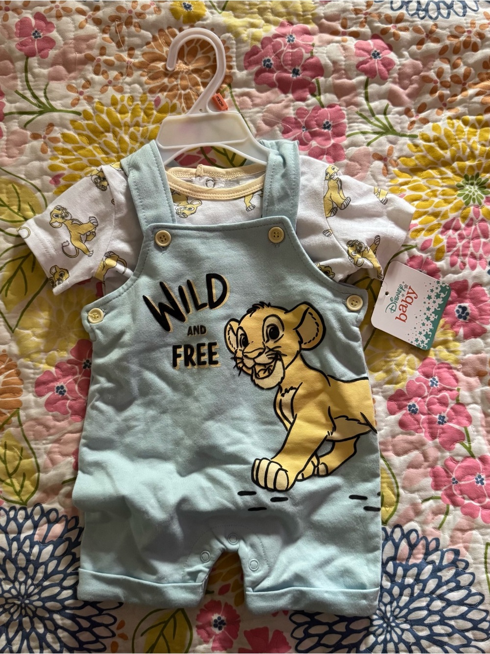 NWT 3 month the lion king Disney baby outfit
